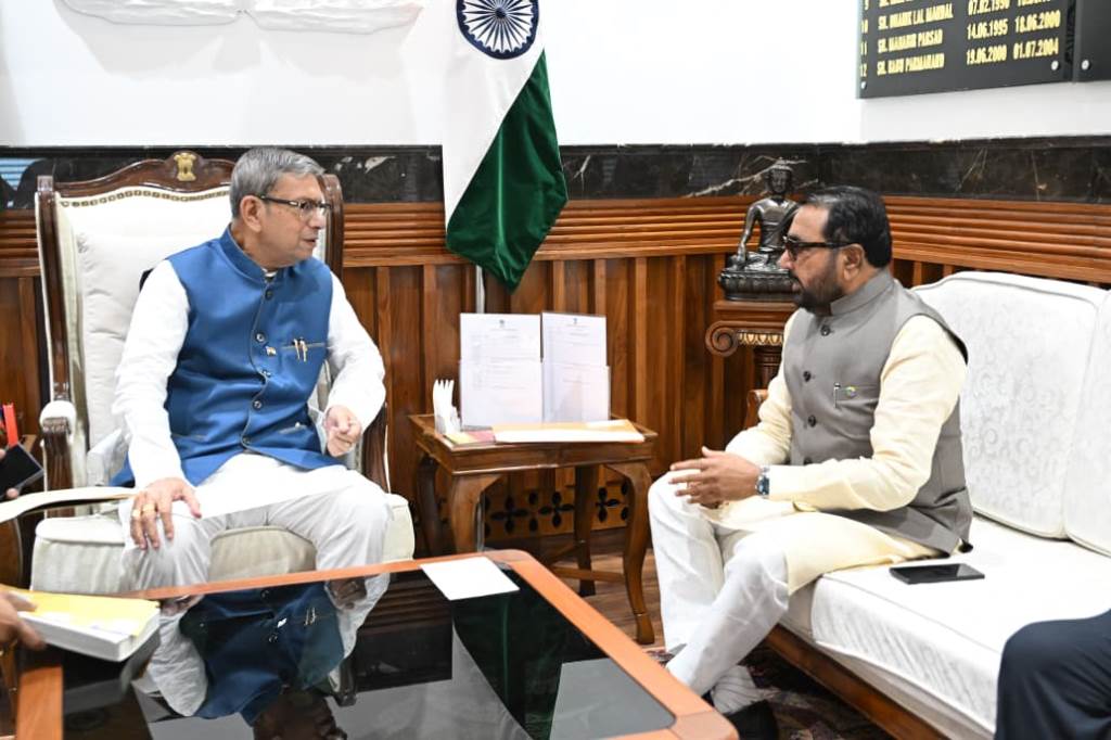 Union Minister Prataprav Jadhav meets Haryana Governor discusses expansion of health and AYUSH sector